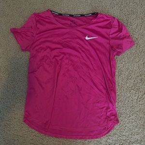 Nike Womens Athletic Tee